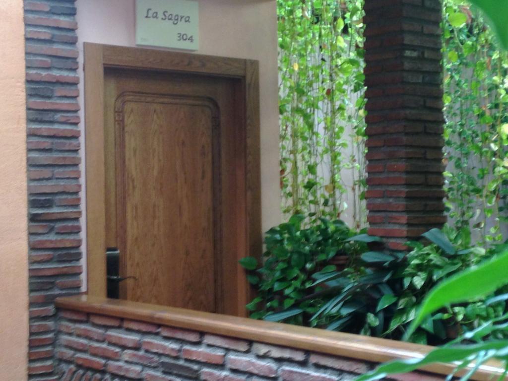 Hotel El Mano Huescar Exterior photo